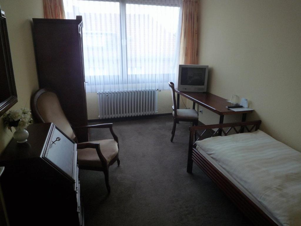 Gütersloh Center Hotel الغرفة الصورة
